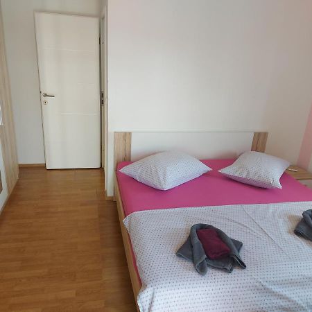 Great View Comfortable Apartment Whit Free Parking Split Exterior photo