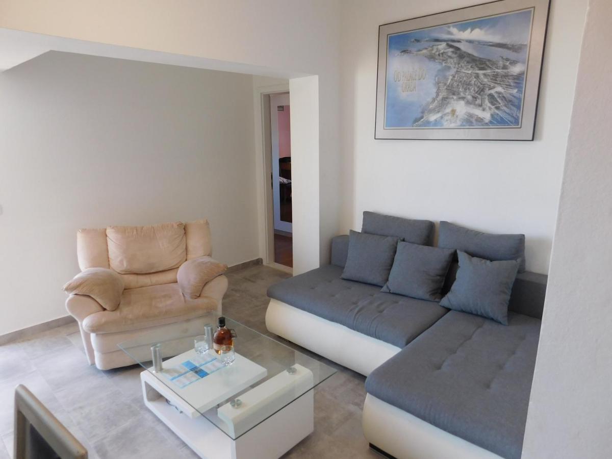 Great View Comfortable Apartment Whit Free Parking Split Exterior photo